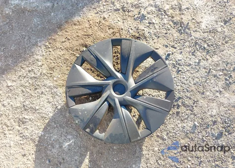 2024 Tesla Model Y Long Range Dual Motor All-Wheel Drive из США, поврежденный, VIN 7SAYGDEE6RF204989